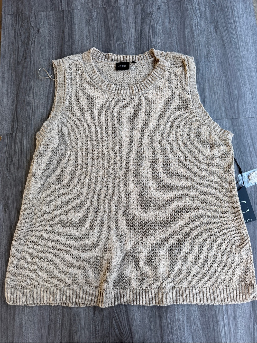 Cyrus Oatmeal Cookie Cable Open Knit Sweater Vest Women's Size 2X Sleeveless Top
